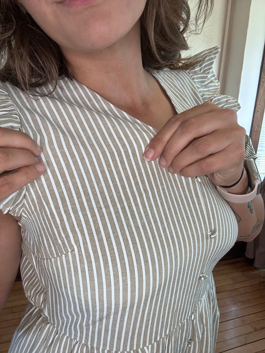 Flutter Sleeve Buttoned Dress