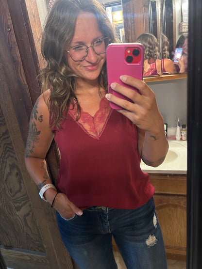 Size Large Lace Trim Tank Top