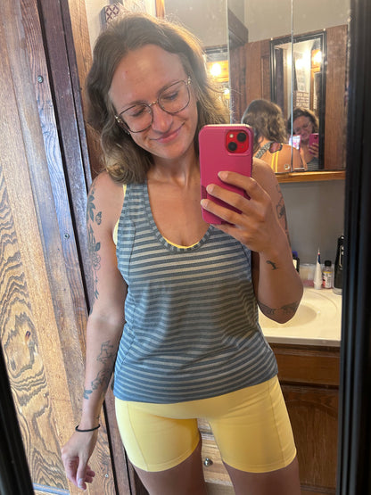 Zyia Size XL Tank Top - Fits Like L
