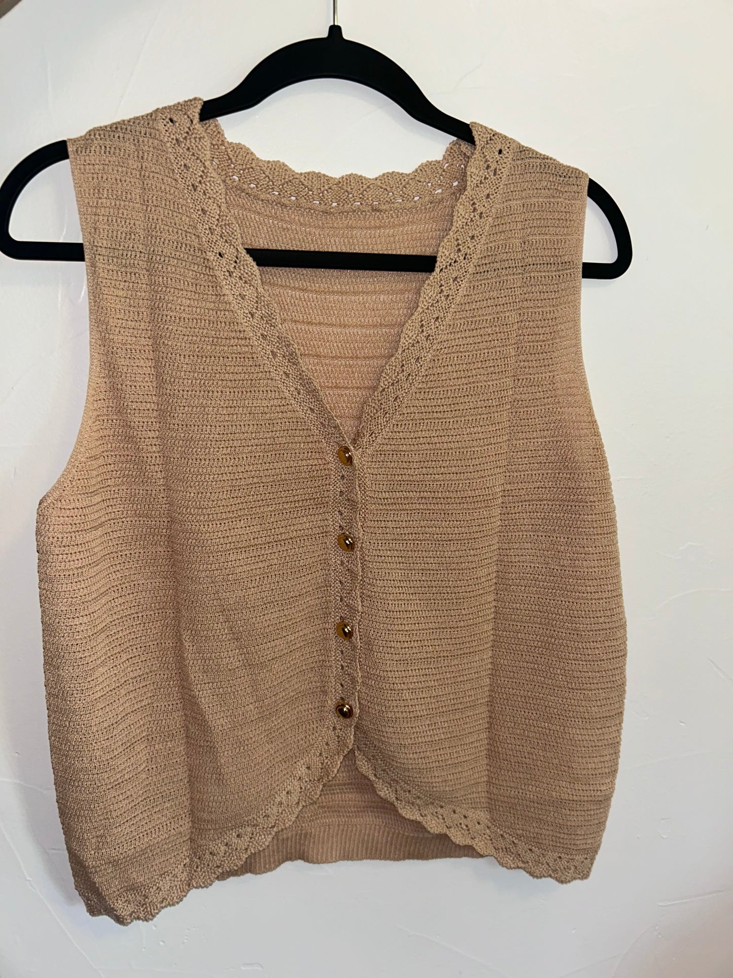 Hollow Trim Buttoned Vest - Khaki