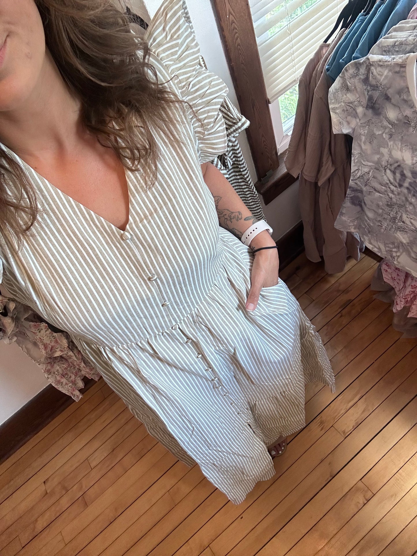 Flutter Sleeve Buttoned Dress